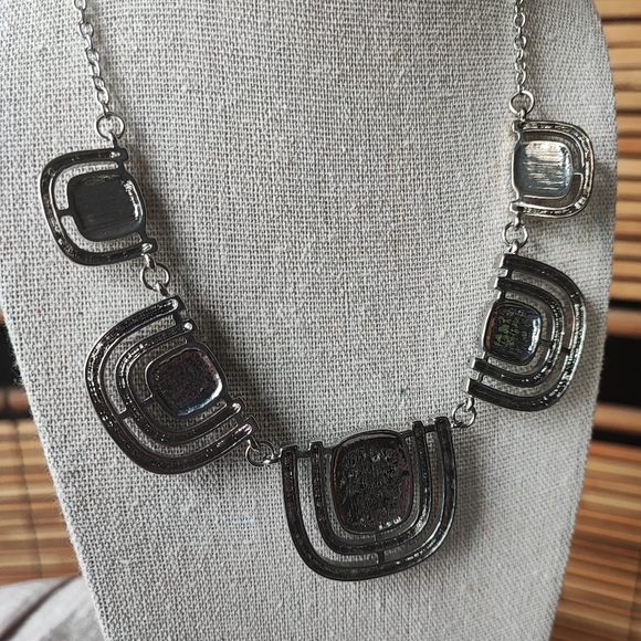 Christopher and Banks Silver Tone Statement Necklace NWT Light Blue Swirls Ocean - Picture 4 of 13